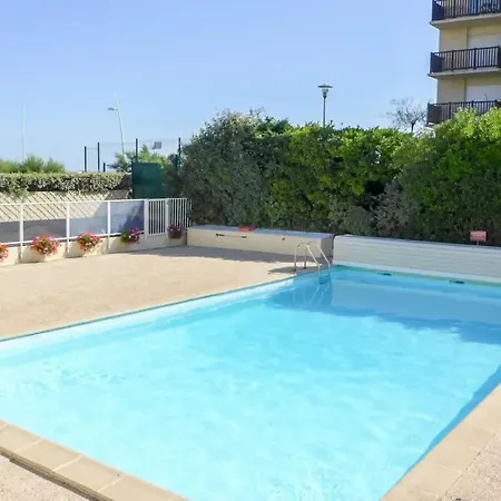 Comfy, Acces Direct Plage, Piscine, Tennis